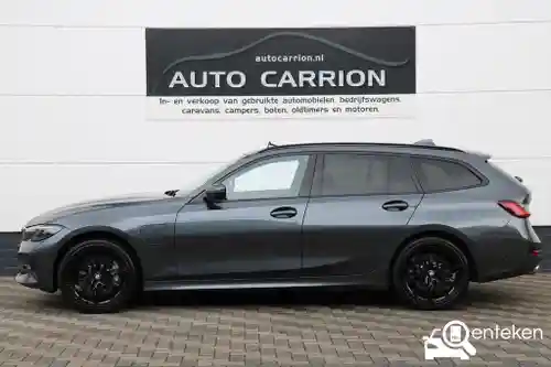 BMW 330e Touring 2022