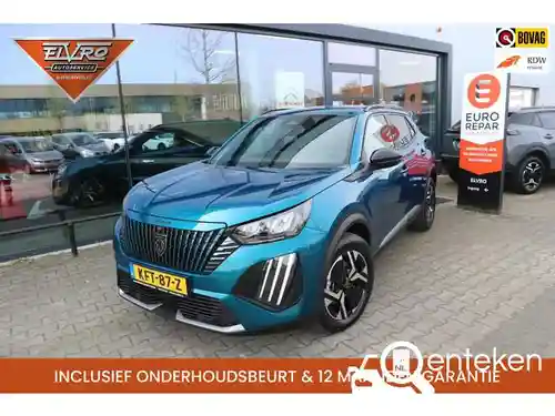 Peugeot 2008 1.2 Hybrid 136 2025