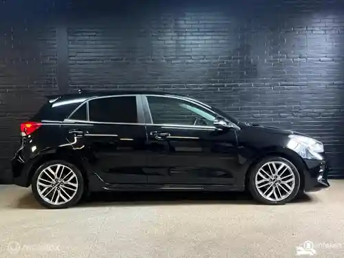 KIA Rio 1.0 T-GDI 100 2021