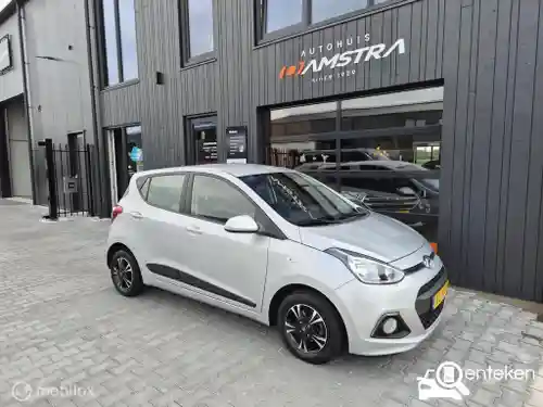 Hyundai i10 1.0 blue 2016