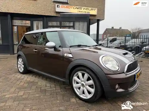 MINI Clubman John Cooper Works 2008