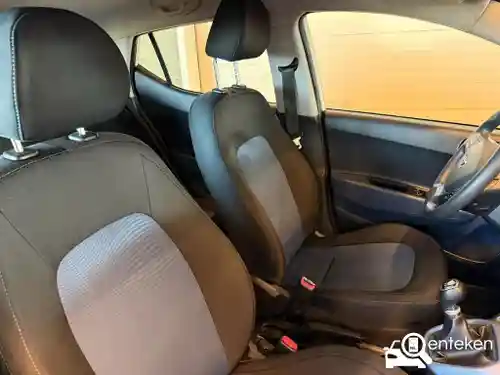 Hyundai i10 1.0 blue 2016