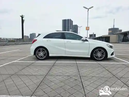 Mercedes-Benz A 180 2016
