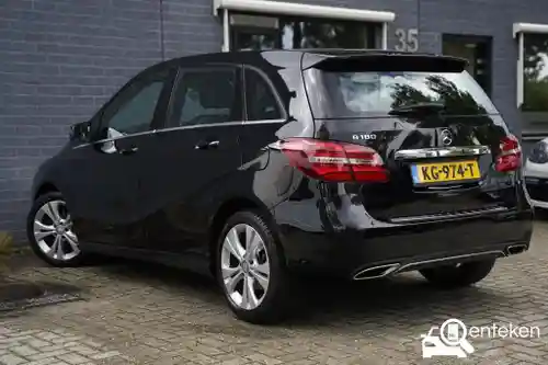 Mercedes-Benz B 180 2016
