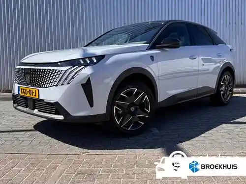 Peugeot 3008 1.2 HYBRID 136 2025