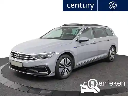 VW Passat Variant GTE 2022