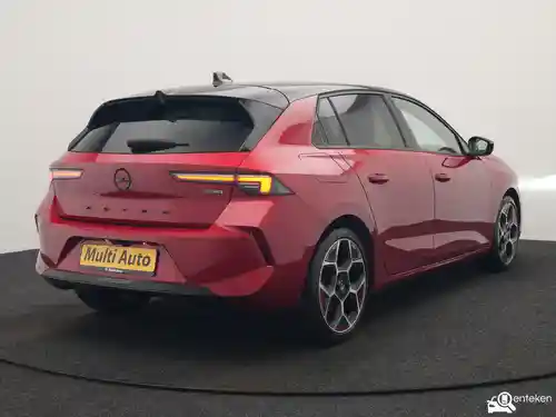 Opel Astra 1.6 Turbo Hybrid 2022