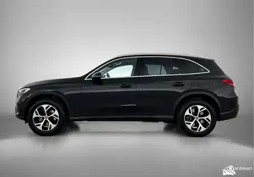 Mercedes-Benz GLC Coupé 300 e 2025