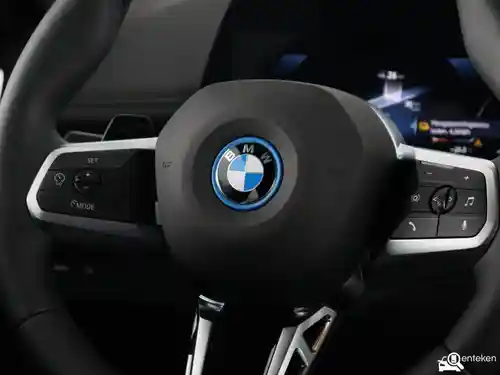 BMW iX1 xDrive30 2026