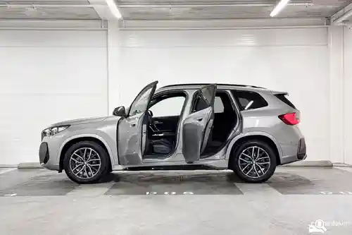 BMW iX1 xDrive30 2026