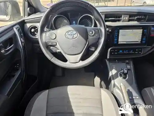 Toyota Auris Touring Sports 1.8 Hybrid 2016