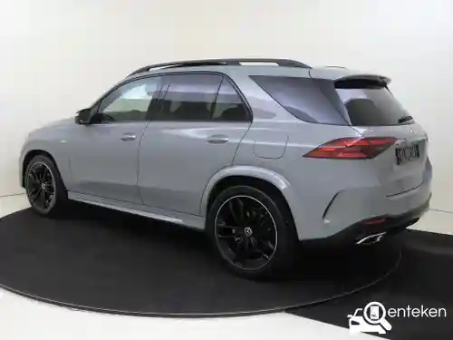Mercedes-Benz GLE 400 e 2025