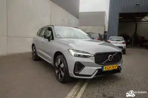 Volvo XC60 Plug-in Hybrid T8 2023