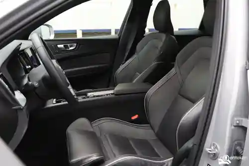 Volvo XC60 Plug-in Hybrid T6 2023