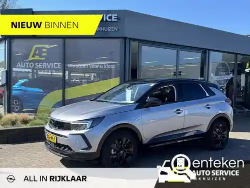 Opel Grandland 1.6 DI Turbo Hybrid 2023