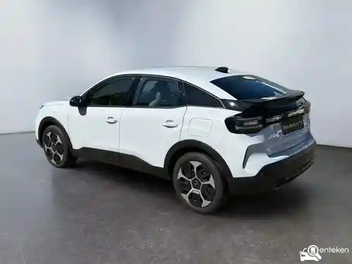 Citroen C4 Hybrid 136 2025