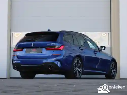 BMW 330e Touring 2020