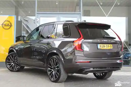 Volvo XC90 B5 2026