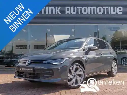 VW Golf 1.5 eTSI 2025