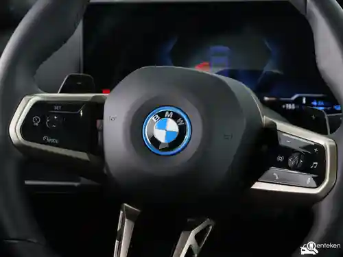 BMW 550e Touring 2025