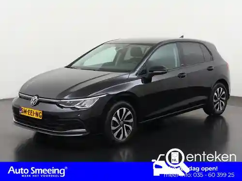 VW Golf 1.0 eTSI 2023