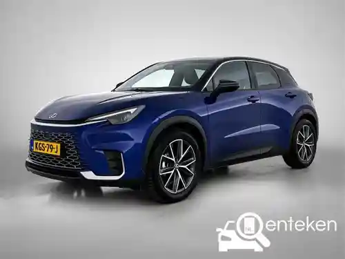 Lexus LBX 2025