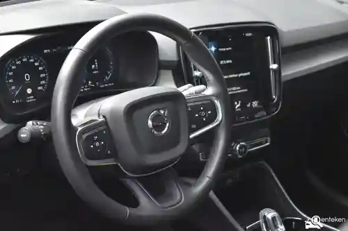 Volvo XC40 Recharge Plug-in Hybrid T4 2022