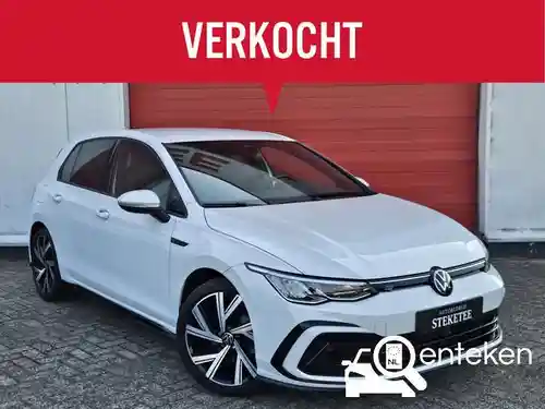 VW Golf 1.5 eTSI 2023
