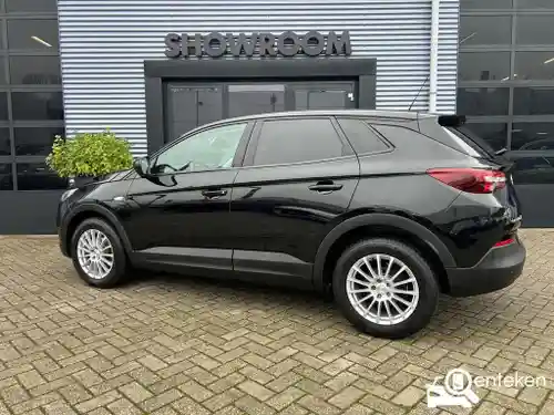 Opel Grandland X 1.2 DI Turbo 2019