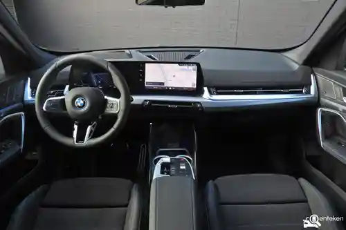 BMW iX1 xDrive30 2026