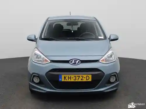 Hyundai i10 1.0 blue 2016