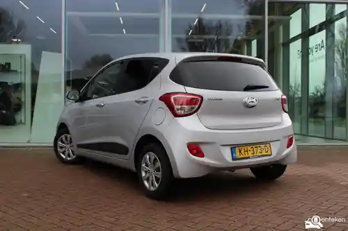 Hyundai i10 1.0 blue 2016