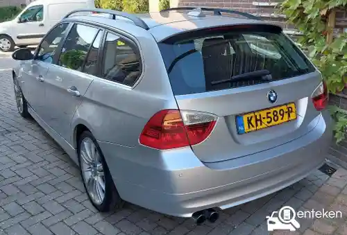 BMW 325xi Touring 2006