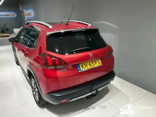 Peugeot 2008 1.2 PureTech 110 2016