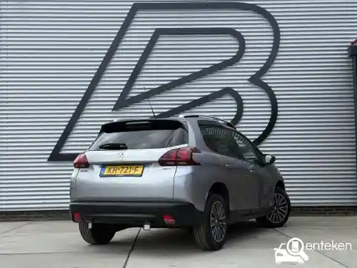 Peugeot 2008 1.2 PureTech 110 2016