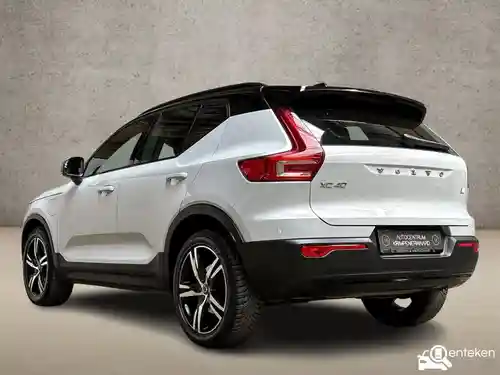 Volvo XC40 Recharge Plug-in Hybrid T4 2021