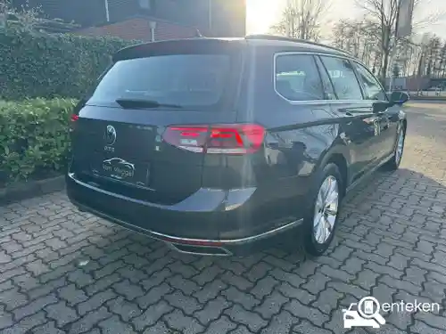 VW Passat Variant GTE 2022
