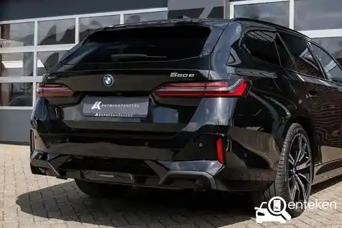 BMW 550e Touring 2025