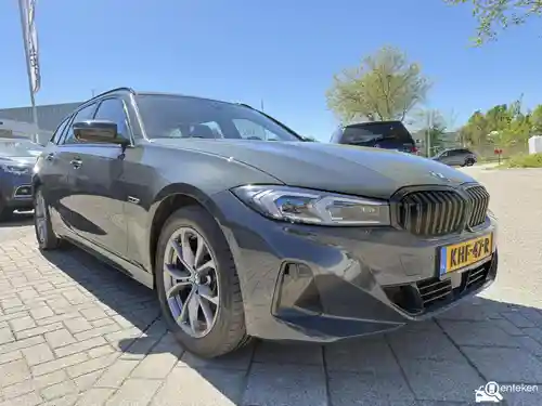 BMW 320e Touring 2023