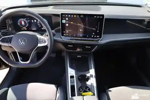 VW Passat Variant 1.5 eHybrid 2025