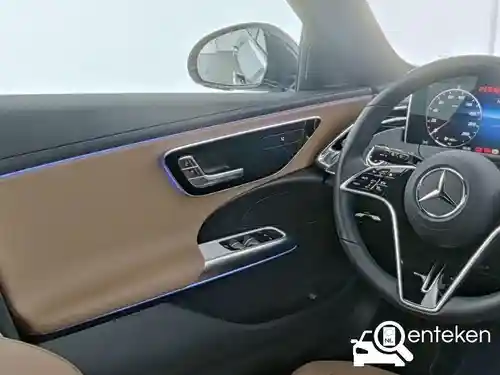 Mercedes-Benz E 300 e T-model 2025