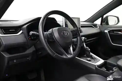 Toyota RAV4 2.5 Hybrid 2019