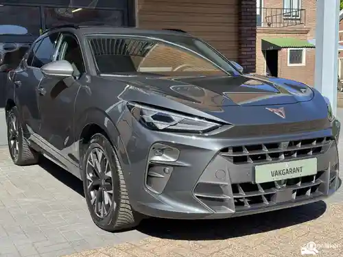 CUPRA Terramar 1.5 e-HYBRID 2025