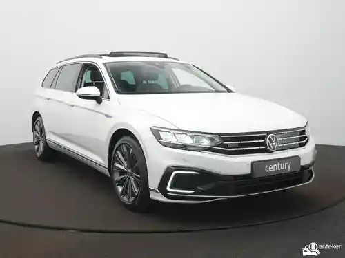 VW Passat Variant GTE 2021