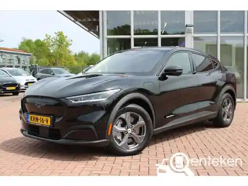 Ford Mustang Mach-E Standard Range 2024