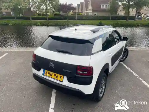 Citroen C4 Cactus PureTech 82 2015