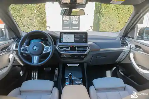 BMW iX3 2023