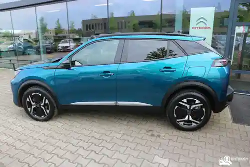 Peugeot 2008 1.2 Hybrid 136 2025
