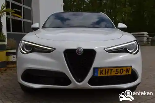 Alfa Romeo Stelvio 2.0 Turbo 16V 2021