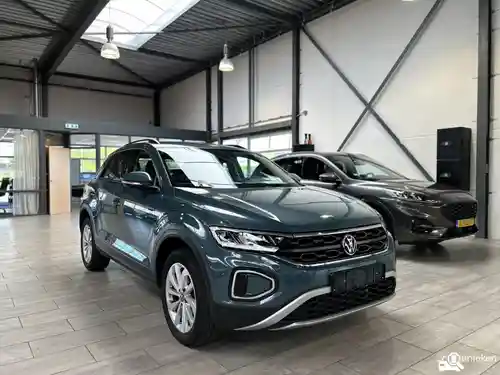 VW T-Roc 1.5 TSI OPF 2025